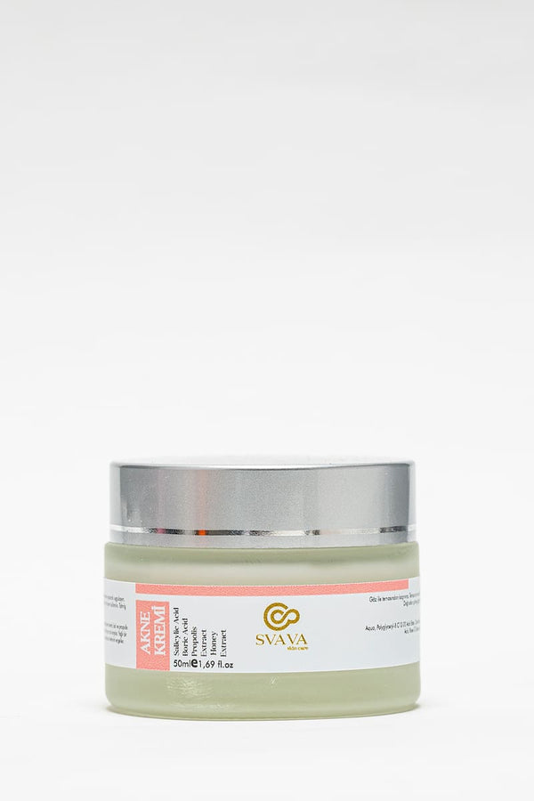 Akne Kremi – Salisilik & Borik Asit İçeren Leke Karşıtı Krem